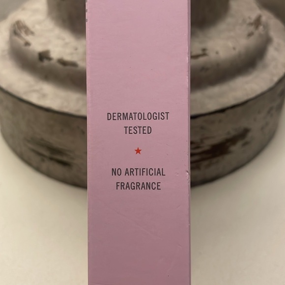 First Aid Beauty Set - Picture 6 of 6